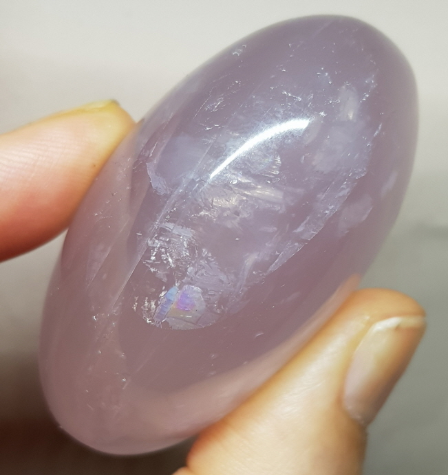 장미수정자갈형