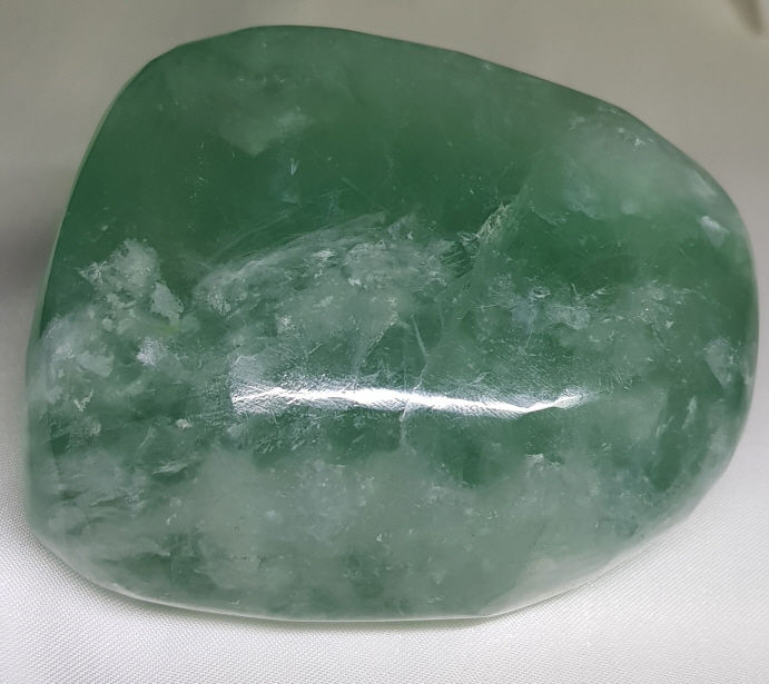 그린 플로라이트 원석