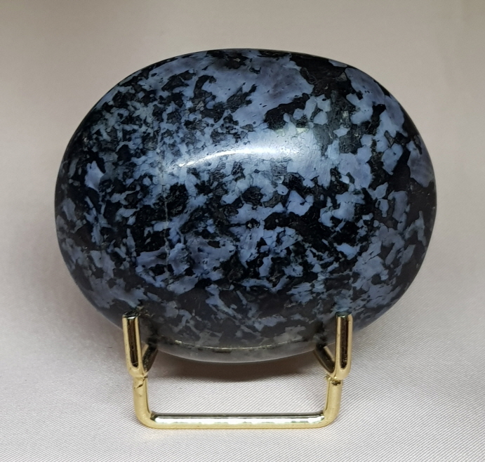 멀리나이트( Merlinite)자갈형