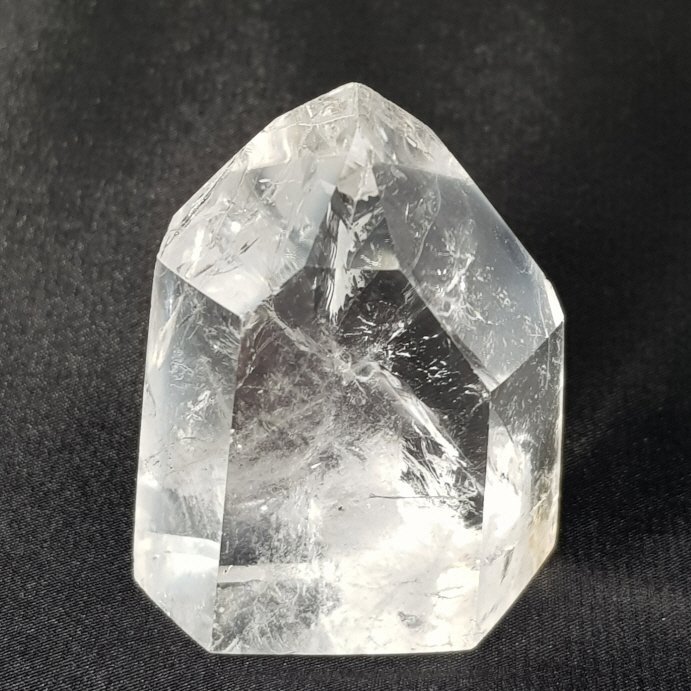 백수정 트랜스 채널링 육각주