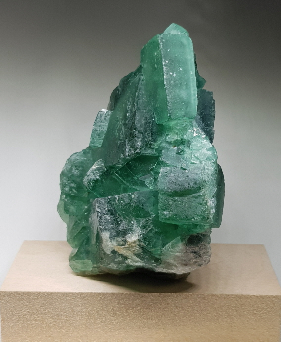 그린 플로라이트 클러스터