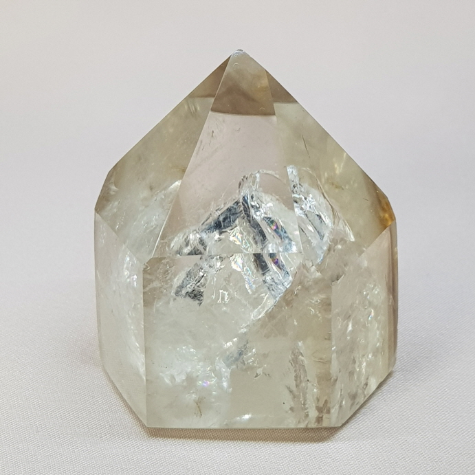 색감 연한무지개 황수정