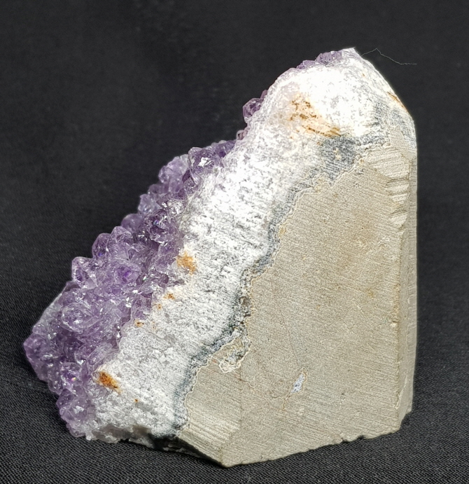 작은 자수정지오드